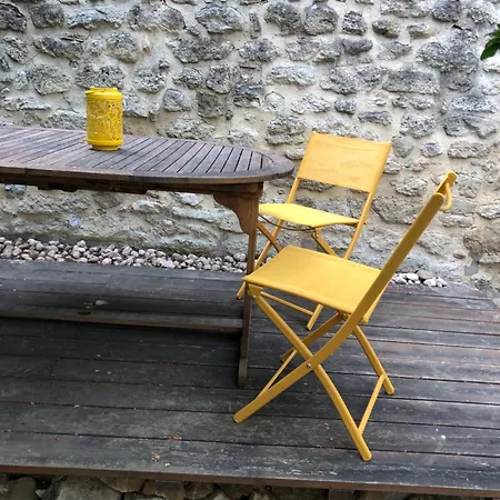 아파트 Grand Studio Sur Jardin En Centre-Ville *